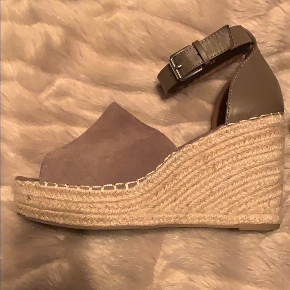 Steve Madden wedges